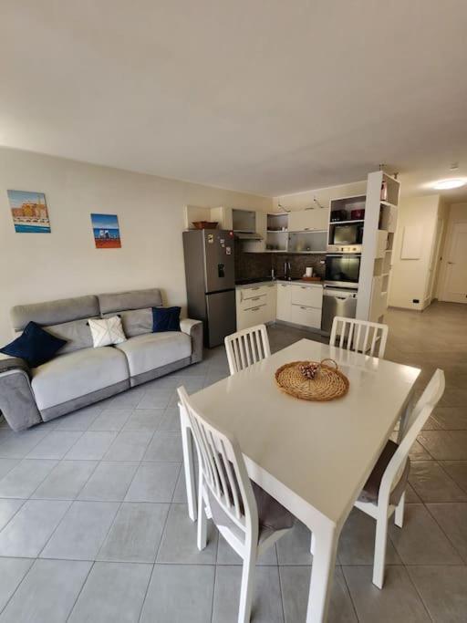 Appartement Ambassadeur مينتون المظهر الخارجي الصورة